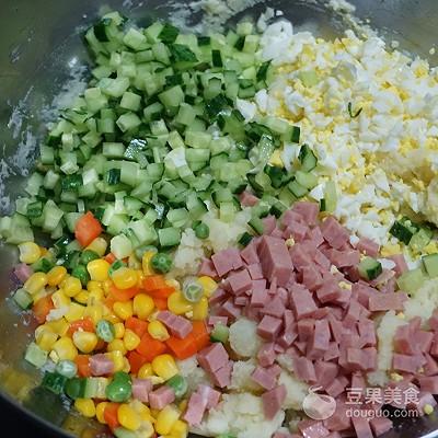 沙拉土豆泥怎么做才好吃又简单_日料土豆泥沙拉的做法-8