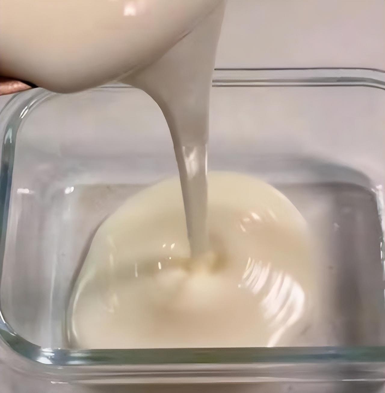 牛奶小方怎么做才好吃_做牛奶小方需要什么材料-3